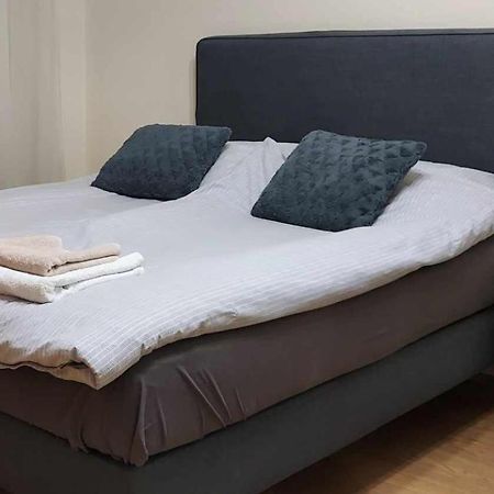 Alfoeldi Palace Apartman Debrecen Bagian luar foto
