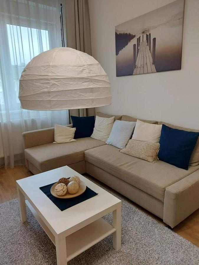 Alfoeldi Palace Apartman Debrecen Bagian luar foto
