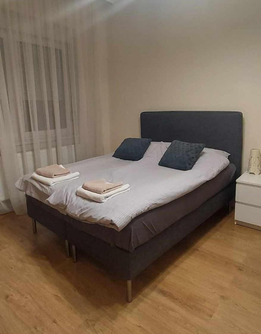 Alfoeldi Palace Apartman Debrecen Bagian luar foto