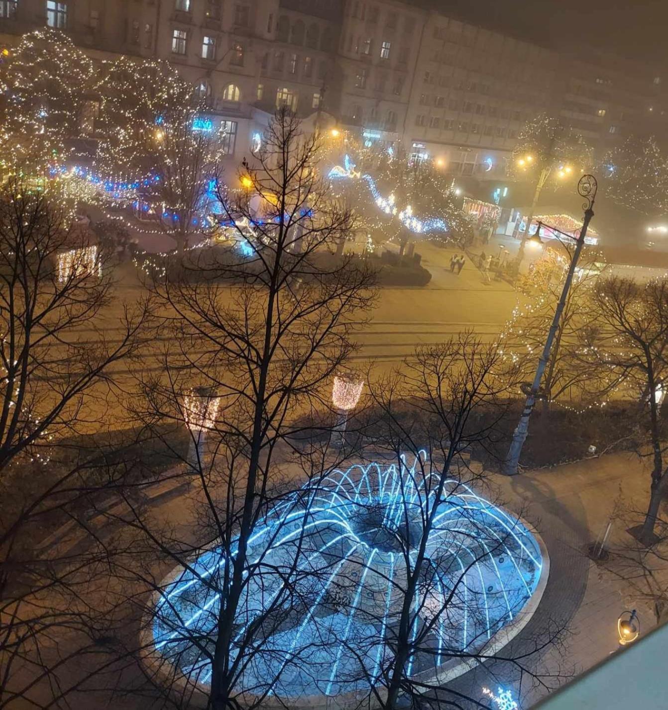 Alfoeldi Palace Apartman Debrecen Bagian luar foto