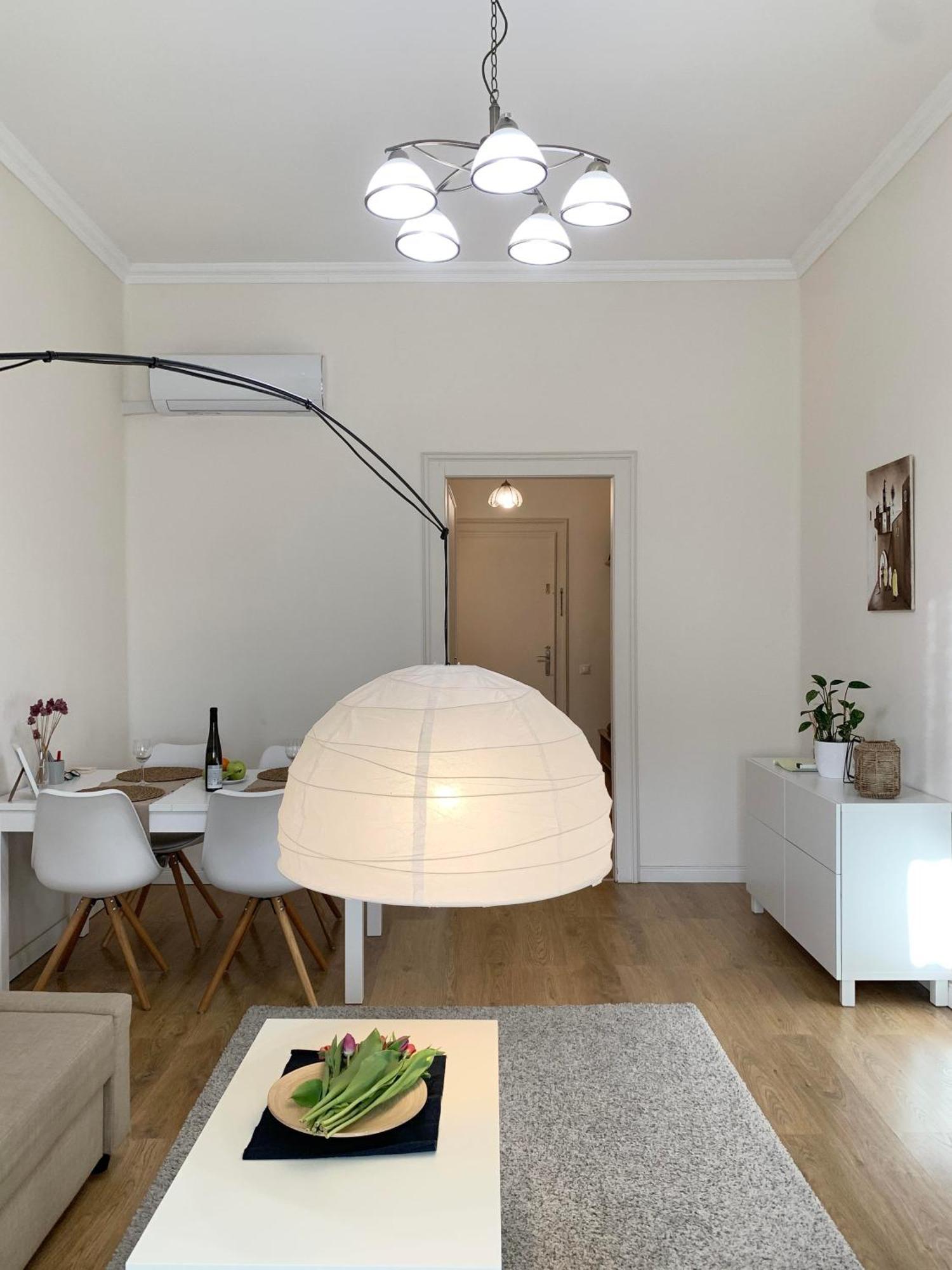 Alfoeldi Palace Apartman Debrecen Bagian luar foto